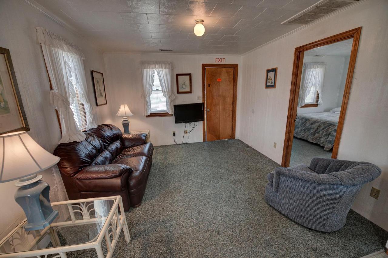 Outer Banks Motel - Village Accommodations Buxton Extérieur photo